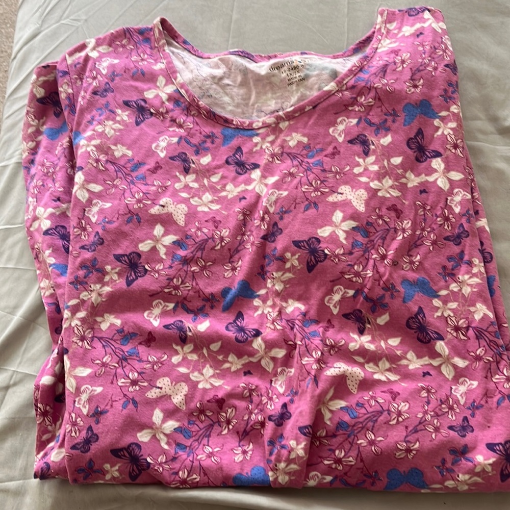 Night gown, pink with butterfly’s, Brand: dreams co., Size: 1X/2X
